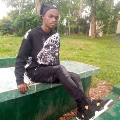 LilFrancis22427's profile picture. 0269525449