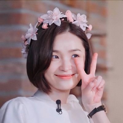 I ١٥٧٤♡જ⁀➴ blackpink, bini, jeon mido bias: jennie & maloi ❤️💛