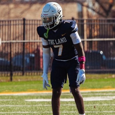 Former DB @ LU | -Proverbs 3:5🙏🏾 | Chosen1️⃣ | #LLPOPS🕊❤️🩹 |