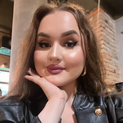 Polka i lublinianka 🇵🇱🇪🇺 Członkini Nowej Generacji i Platformy Obywatelskiej ❤️ Studentka 👩🎓Pasjonatka mody i historii 🥰