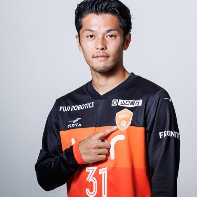 横浜FC #25 → レノファ山口FC #31 → FC琉球 #19 → 水戸ホーリーホック#11→レノファ山口#31