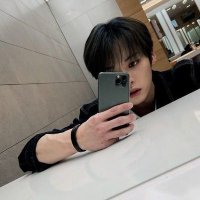 клубничный чай (@sttrrrwwbbrrytt) 's Twitter Profile
