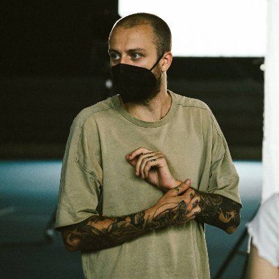 o9l_x98966's profile picture. Ai Creator ! Die hard Elon Musk Fan 🤩