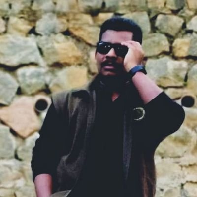 Writer.
Mechanical engineer.
Vijay die hard fan.
Introvert
தமிழக வெற்றி கழக உறுப்பினர்
