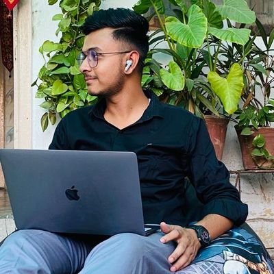 yash_ux's profile picture. Co-founder of Piksel Creators | Building bold brands & digital experiences | Storytelling, design, strategy | Empowering brands to stand out