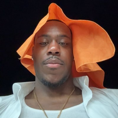 itsurboyrell's profile picture. ig: ittsurboyrell  snap: ittsrell