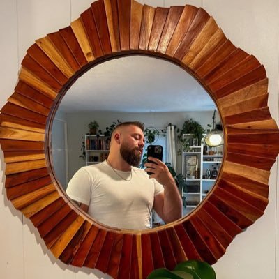 dennis18136's profile picture. I’m a military man lovely and kind just want a single woman to spend the rest of my life with I don’t want scam please don’t ask me for anything until we meet