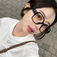 ceva (@orchlids) 's Twitter Profile