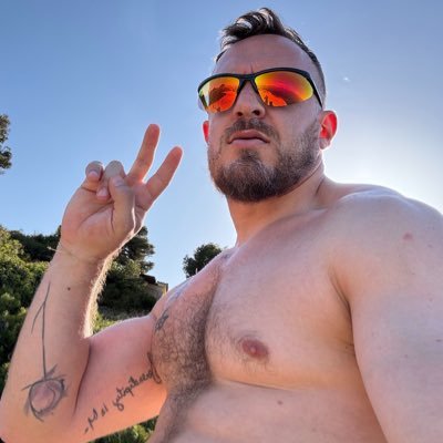 half 🇮🇹half 🇬🇪- Tú y yo, Chelo …. - https://t.co/IW8GknPq0c