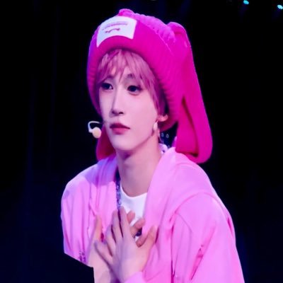 crystal1018803's profile picture. ImperfectioN