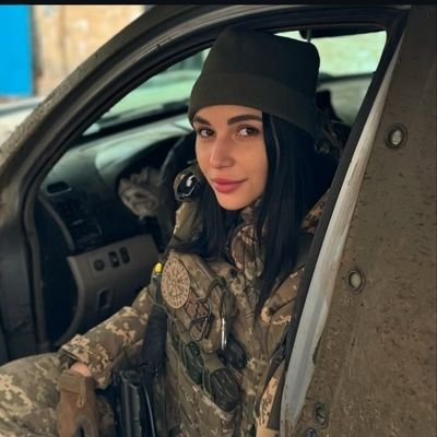 I stand with Ukraine 🇺🇦🇺🇦
Victorious Ukraine ♥️
