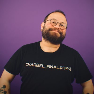 Ravenclaw | 31 | Pocket Sized Video Editor. I'm either petting my dog, listening to MARINA, or looking at thighs.
