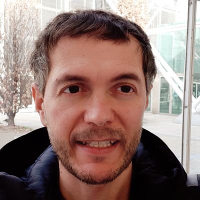 Liberale, pacifista, contro tutti i fanatismi.
Appassionato di scienza, letteratura, politica, cinema.
Artigiano del software.
Non smetto di cercare cose nuove!