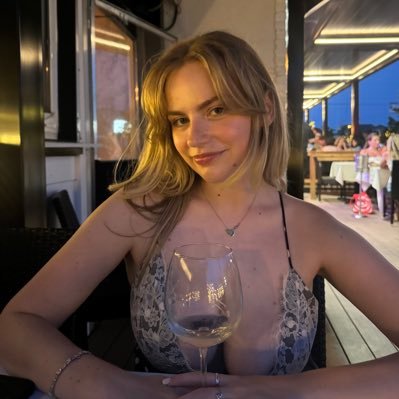 onIyagron's profile picture. i watched the glee pilot when it aired in 09