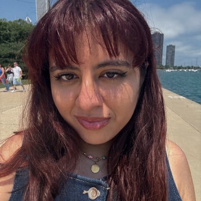 aries ☼ | aquarius ☽ | scorpio ↑ | intuitive brutally honest tarot reader | dm me to book a reading 🩷 prices in my pinned tweet