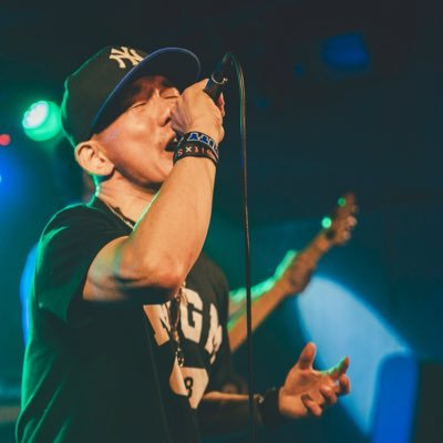 名古屋発 情熱・熱血ロックバンド 「無印良音」@muzirusidesuのボーカリスト。 常に情熱・熱血フルスイングで! ロックと猫と格闘技とお笑いと熱い言葉と美味しい物が好き。J-ROCKカバーバンドVACCINE@VACCINEfrom2023ボーカリスト👈こちらもよろしく!
