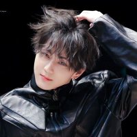 Ana Bia (@anb0483) 's Twitter Profile