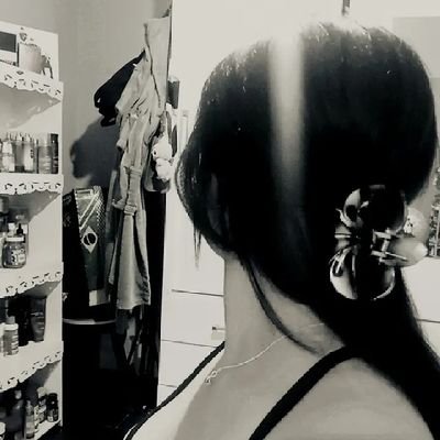 unydunite's profile picture. instável