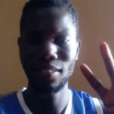 hi friends and family am Abdoulie by name from the Gambia 🇬🇲