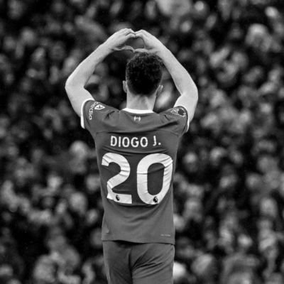 ramin_kari's profile picture. زیر پُل..از پارگی چادر من آب می چکه .... تموم حیوونایی که به تله انداختم...همشون شدن حیوونای خونگی من,,,