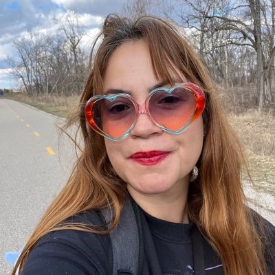 Periodista 🤓 / Bichota en construcción💜 Apasionada por temas internacionales. Mi mejor amiga se llama Ucla.
