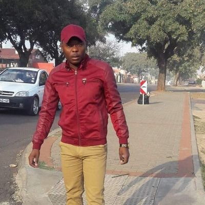 Simple, Calm, cool and complex.
♥️Liverpool fc
💜Real Madrid
💛Khosified
U naka ahu fani na u ḓivhiwa.
Always Do what you love
♍ VIRGO