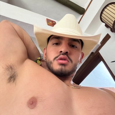 Segunda cuenta, cuenta principal @andresmr07 Unete a Telegram Hot ⬇️