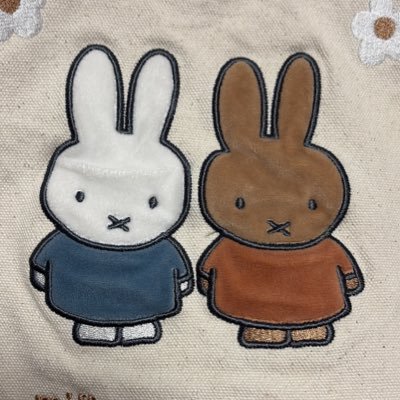 28yiiNbRP9gOrsb's profile picture. アイドル🎤→Peel the Apple 1番好き🍎ぴるあぽメンバーみんな好きでいつも応援してる🎀浅原凜ちゃんが1番大好きの推し🩵 /Jリーグ⚽️→横浜F・マリノス🇫🇷、川崎フロンターレ🐬、大宮アルディージャ、浦和レッズ♦️、ジェフユナイテッド千葉🔴🟡🟢🐶などいろんなチーム応援してる