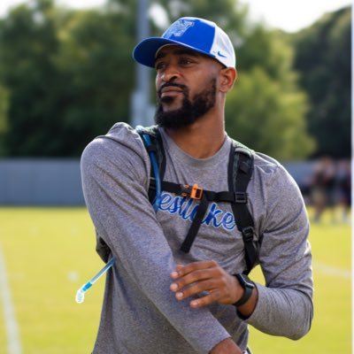 🏈 Coach/Teacher | UWG Alum | CREW™️ | WR Coach @RecruitWestlake | G.R.I.T