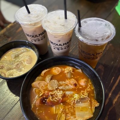 ervinadyahhh's profile picture. 