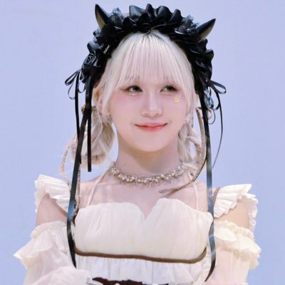Nothing much just talented Ezaki Hikaru cutest shorter in Kep1er @official_kep1er