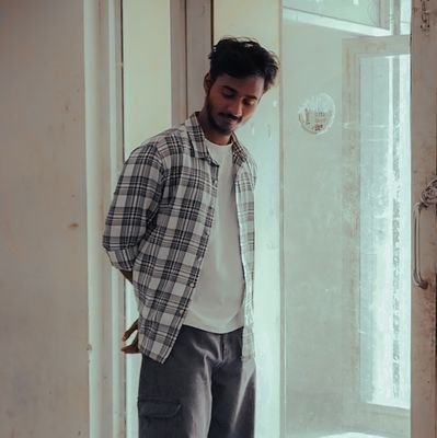 KaranSi75007172's profile picture. 