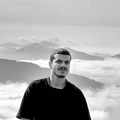 khakeean's profile picture. السلام‌ُ‌عليَ‌الحسین‌'ع‌بعدِنبضات‌ِ‌قلبي؛