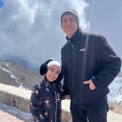 AliOskounejad's profile picture. I’m engineer
