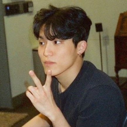 jeongharu_04L's profile picture. #jeongharu #Ashrave enjoyer