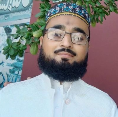 M.A education aiou;
drs_e_nzame fazil
hafiz e quraan
high school Teacher