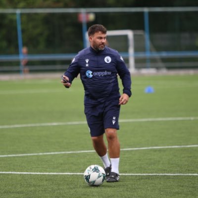 father of 3! A Youth and Senior Licence Coach, @CamUtdAcademy Head of Coaching, @CamUtdMen coach & BTEC tutor at Cambrian Village Trust. views are my own