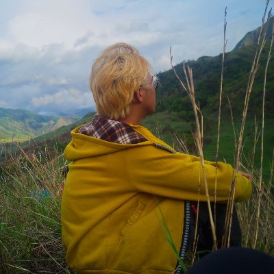 Wildlife Biologist and Conservationist | University of the Philippines | Kare-kare Connoisseur and Atsara Enthusiast | He/Him/His | 我想抱抱