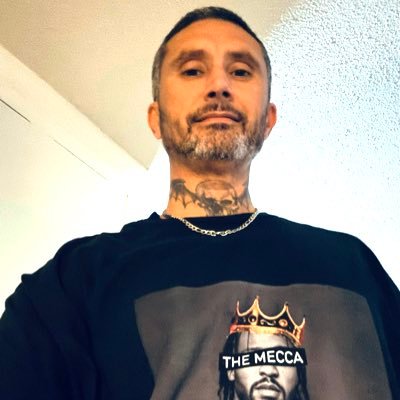 OEF Vet, Bronze Star Recipient🎖️,Knicks Fan since ‘93 🗽🗽🧡💙 ONLY here for NYK content #NewYorkForever ForeverToThee 🤙🏼🐔, #DallasCowboys