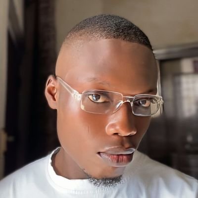 BIGGEST RHAPSODY 🙌
Agenda Boy • Cruise • Fact and Banter • Music & Entertainment • PR Strategist •
For Ads and Promo, DM Rhapsodydeviac@gmail.com