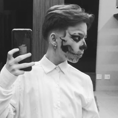 THAT BOY IS A MONS✞ER 🖤
14 YEARS
BRAZIL🇧🇷
LITTLE MONS✞ER👽
R✞O