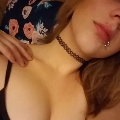 ×𝐃𝐎𝐍𝐓 𝐖𝐀𝐒𝐓𝐄 𝐌𝐘 𝐓𝐈𝐌𝐄×
💋~𝑳𝑰𝑴𝑰𝑻𝑳𝑬𝑺𝑺 -/𝓢𝓮𝓭𝓾𝓬𝓽𝓲𝓿𝓮/- 𝑴𝑬𝑹𝑪𝑰𝑳𝑬𝑺𝑺~💋
👾Gamer Girl👾
Goddess of @ComradeMunch