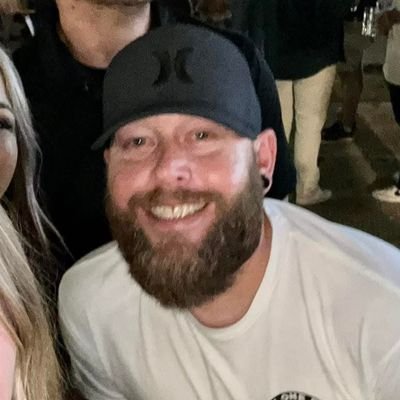 inkedking548077's profile picture. 