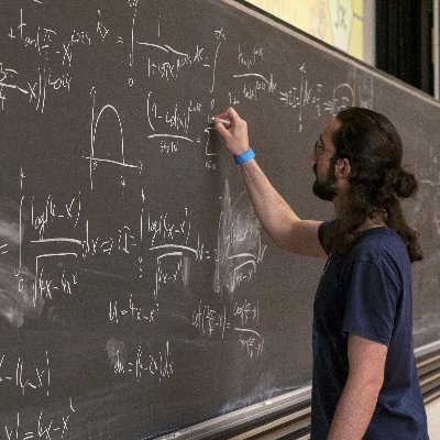 Master student in Quantum science and engineering at EPFL. Interested in classical and quantum theoretical computer science. Looking for a PhD. he/him
