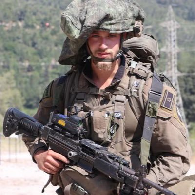 Proudly serving my country as an Israel soldier 🎖️| Defending freedom and democracy | Believer in justice and peace