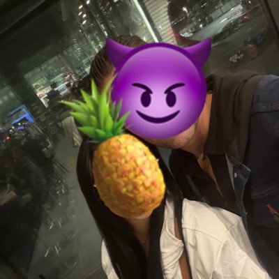 pareja estable nueva en el mundo swinger con ganas de conocer parejas y chicas solas…perfil manejado por los dos!