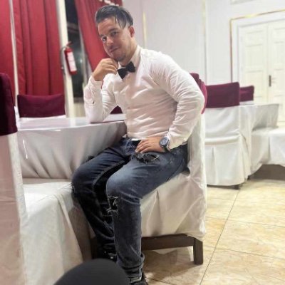 che_yassin98060's profile picture. Courage 💪