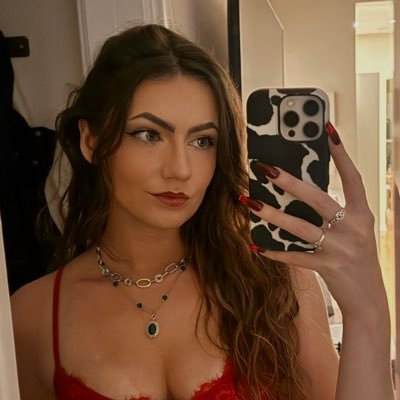 BlGfuckingidiot's profile picture. fy fo fum etc