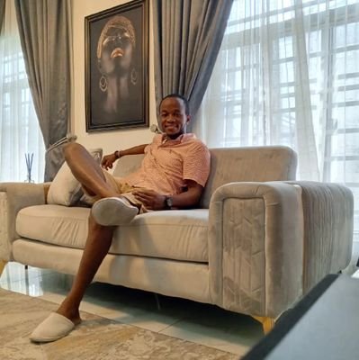Cultured Ẹ̀gbá young man, UI Physiologist, Asa, Osupa, Beautiful Nubia , Arsenal & CR7. Lover of Indigenous music, the sea ⚓, art & Culture 💛. No DMs 🙂↔️