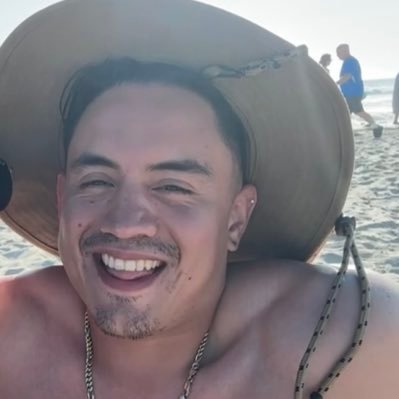 SANTOBELLAK0's profile picture. It’s that Mexican blood, that el chapo shit